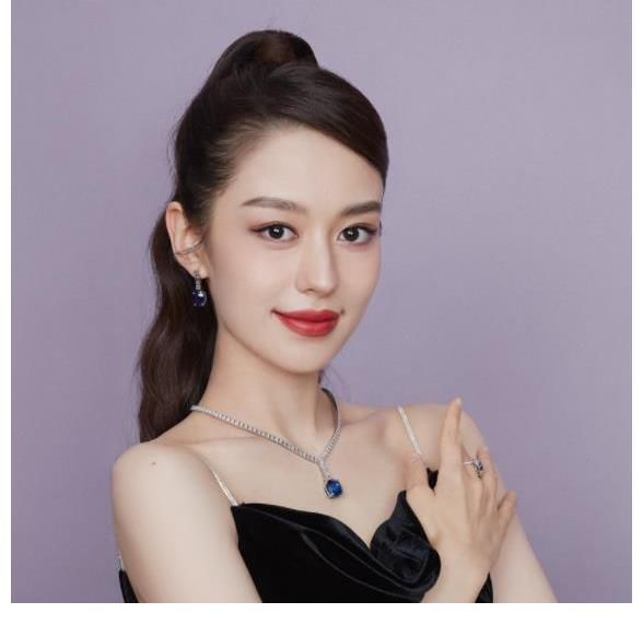 马嘉祺|《夏日少年派》马嘉祺出现很意外，首位女嘉宾登场，网友反倒淡定