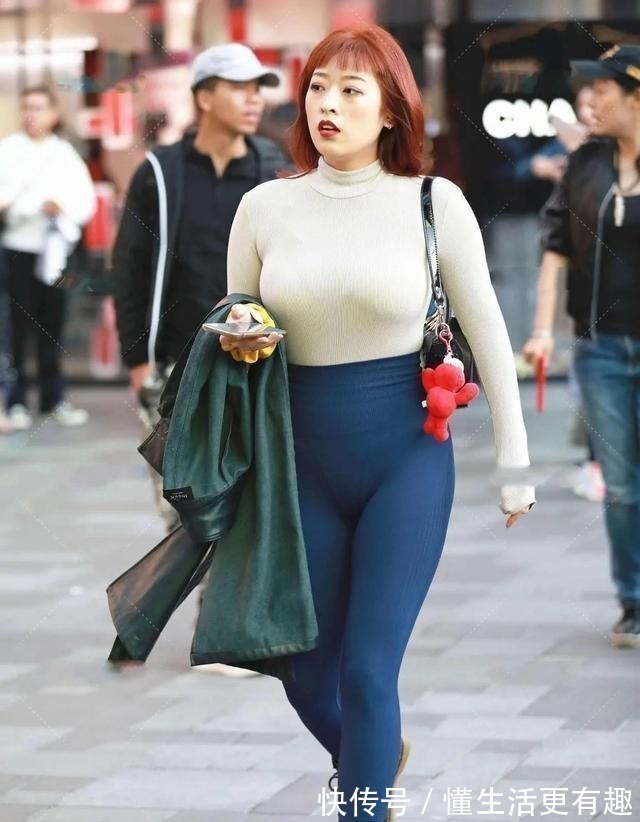 优雅 优雅低调的瑜伽裤,优雅舒适一步到位,身材真好!