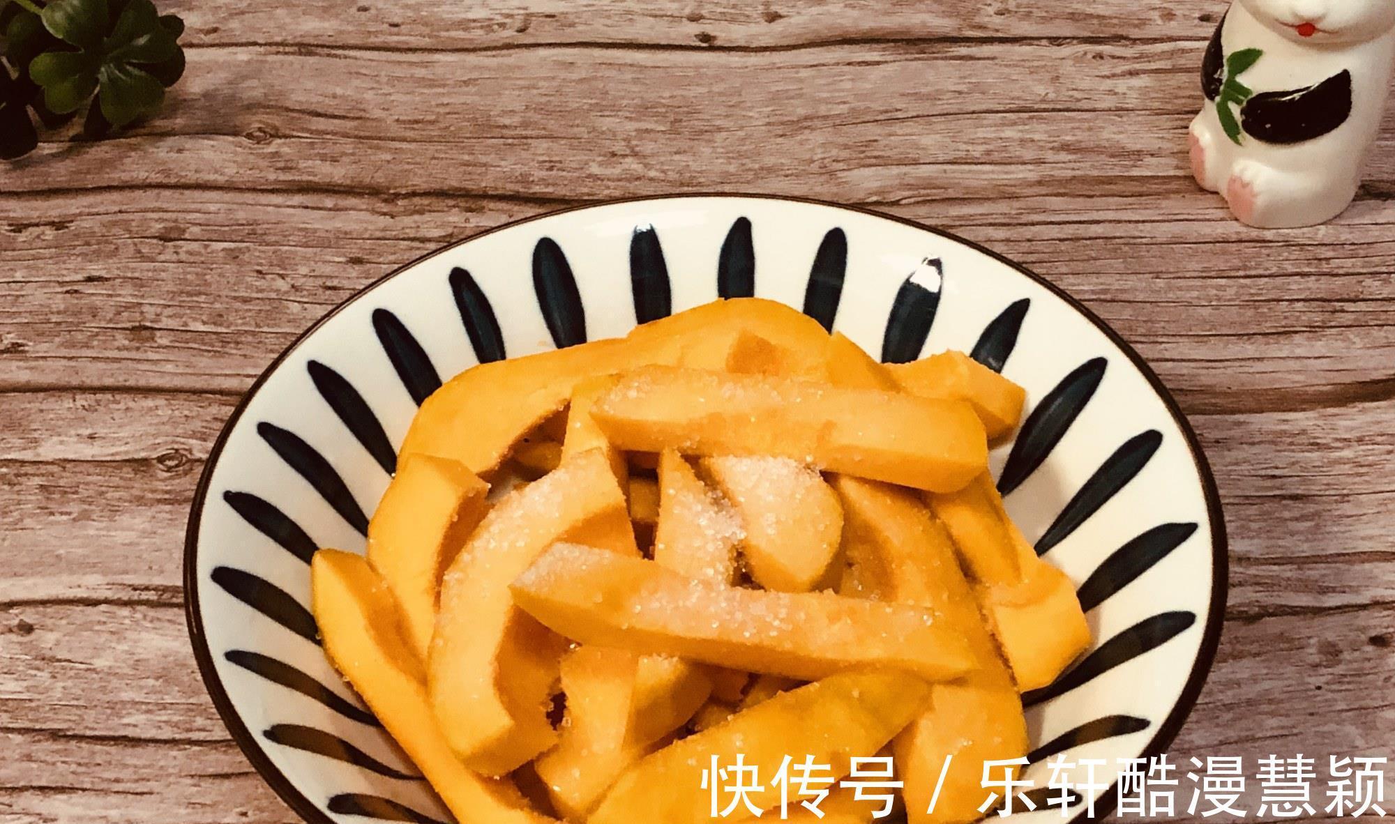南瓜条|自己做的咸蛋黄焗南瓜,划出重点就能做出饭店的口感