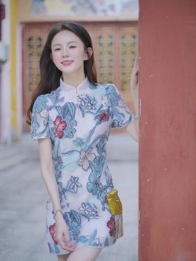 淑女 想成为优雅贵气大小姐?学会淑女穿搭风，让你秒变成甜酷少女!