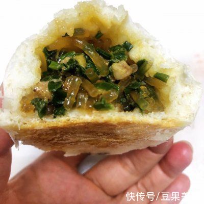 韭菜肉|尝尝这道不油腻的韭菜肉丁水煎包，生活赛过活神仙