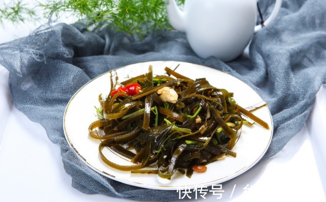 人体|更年期的女人常吃九款碱性食物不仅皮肤水嫩光滑,还越吃越年轻