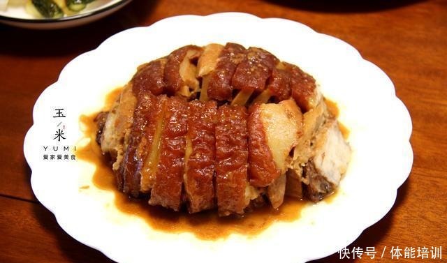  请朋友来家吃饭，花110元准备了五道菜，有羊肉有扣肉，贵吗