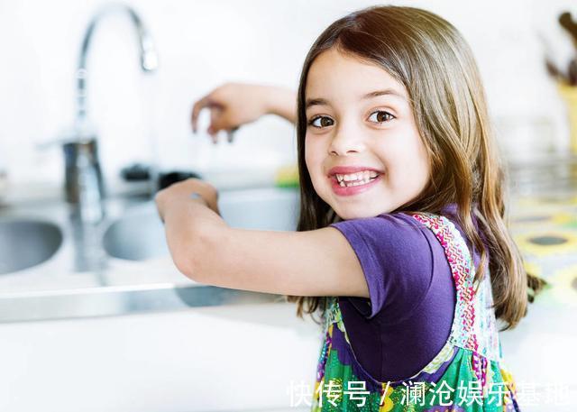 孩子|3岁男童,查出肠穿孔,医生查明病因,妈妈怒吼:不许奶奶见孙子