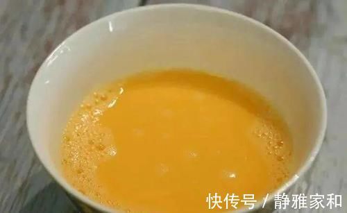 腥味|炒鸡蛋时,最忌讳加油,学会这样做,鸡蛋鲜嫩好吃,还没有腥味