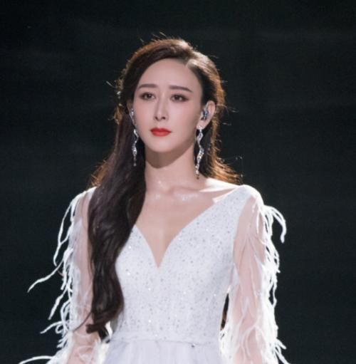 王鷗|浪姐2五公人氣榜,張柏芝遺憾跌出成團位,王鷗太爭氣了