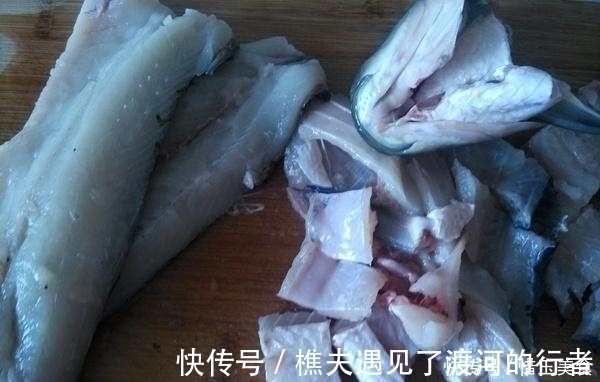 酸菜鱼|酸菜鱼新做法，好吃到爆，八成正宗，二成创新，没有一点土腥味！