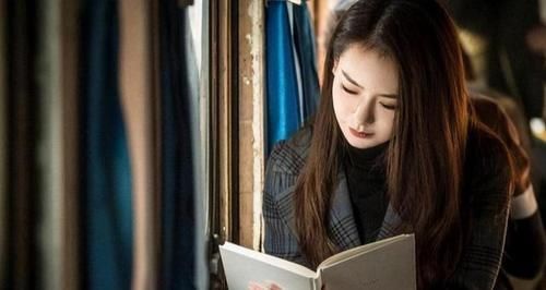 羿光$贾平凹《暂坐》:经济不好的城市饭馆多,混得艰难的男人关心政治