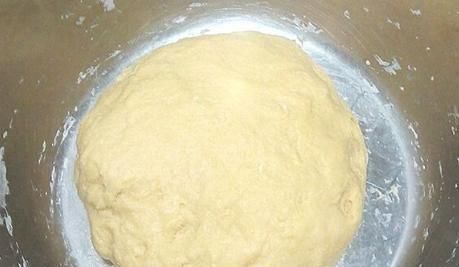 教你在家炸油条,1碗面粉半碗水,油条香酥脆好吃,早餐不用买了