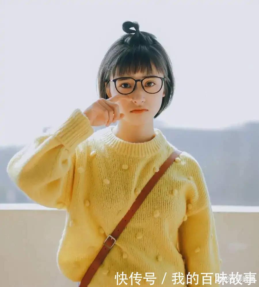 “丸子头”早就过时了！今年开始流行“樱桃头”，8成女生都适合