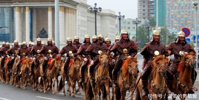 无奈|外蒙古脱离之时，十几万汉人无奈被滞留，30年后见驻蒙大使磕头不止