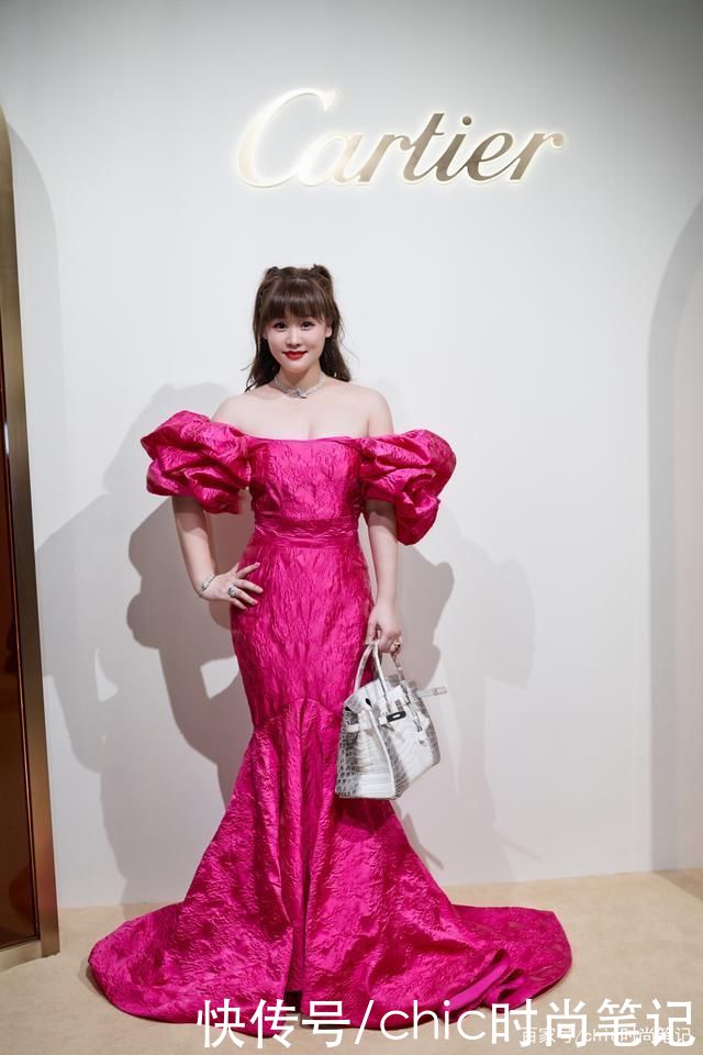 董事长|海澜之家董事长的姐姐丨周晏齐，礼服穿搭图鉴，显瘦出挑又端庄。