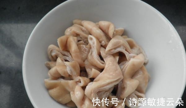 秋天,如果有条件,别错过吃这菜,做法特简单,解馋又下饭!