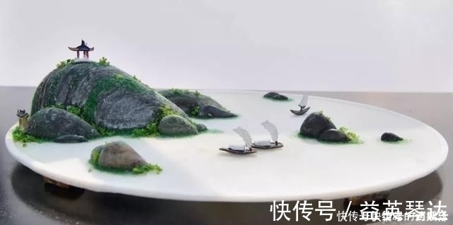 树桩|用石头盘子来养花,变成小盆景,价值能翻好几倍