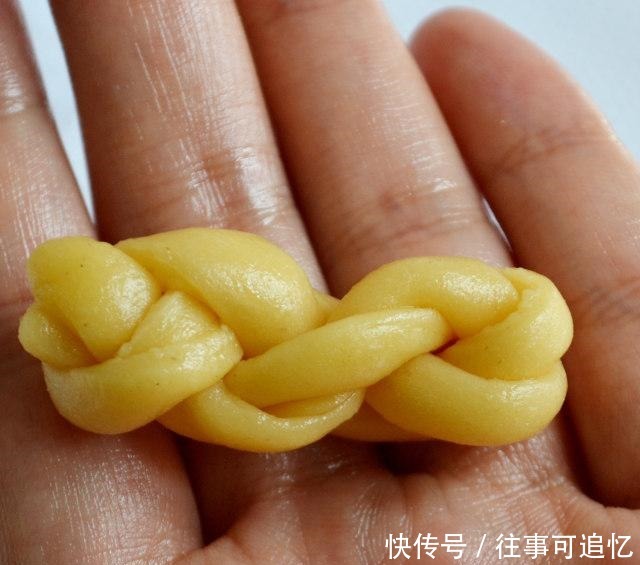 非油炸小麻花,香酥可口,不油腻,好吃到停不下来