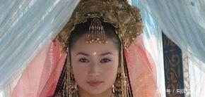 香妃|古代美丽的香妃,到底是怎么死的,难道真的是被赐死的吗