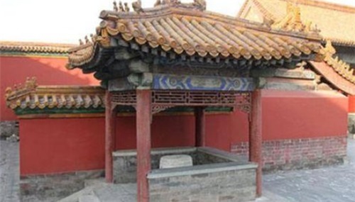 八国联军侵华时,慈禧曾向故宫水井扔无数宝贝,如今为何无人敢捞