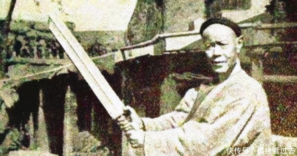刽子手|清朝最后一位刽子手,不听师傅劝告砍掉300颗头颅,晚年报应来了