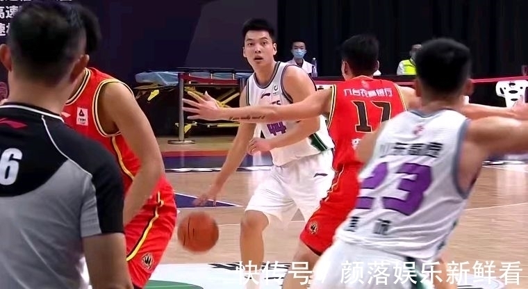 吉林队|11分3篮板!丁神持续发威太强硬 高诗岩单节8助攻 徐长锁激活新兵