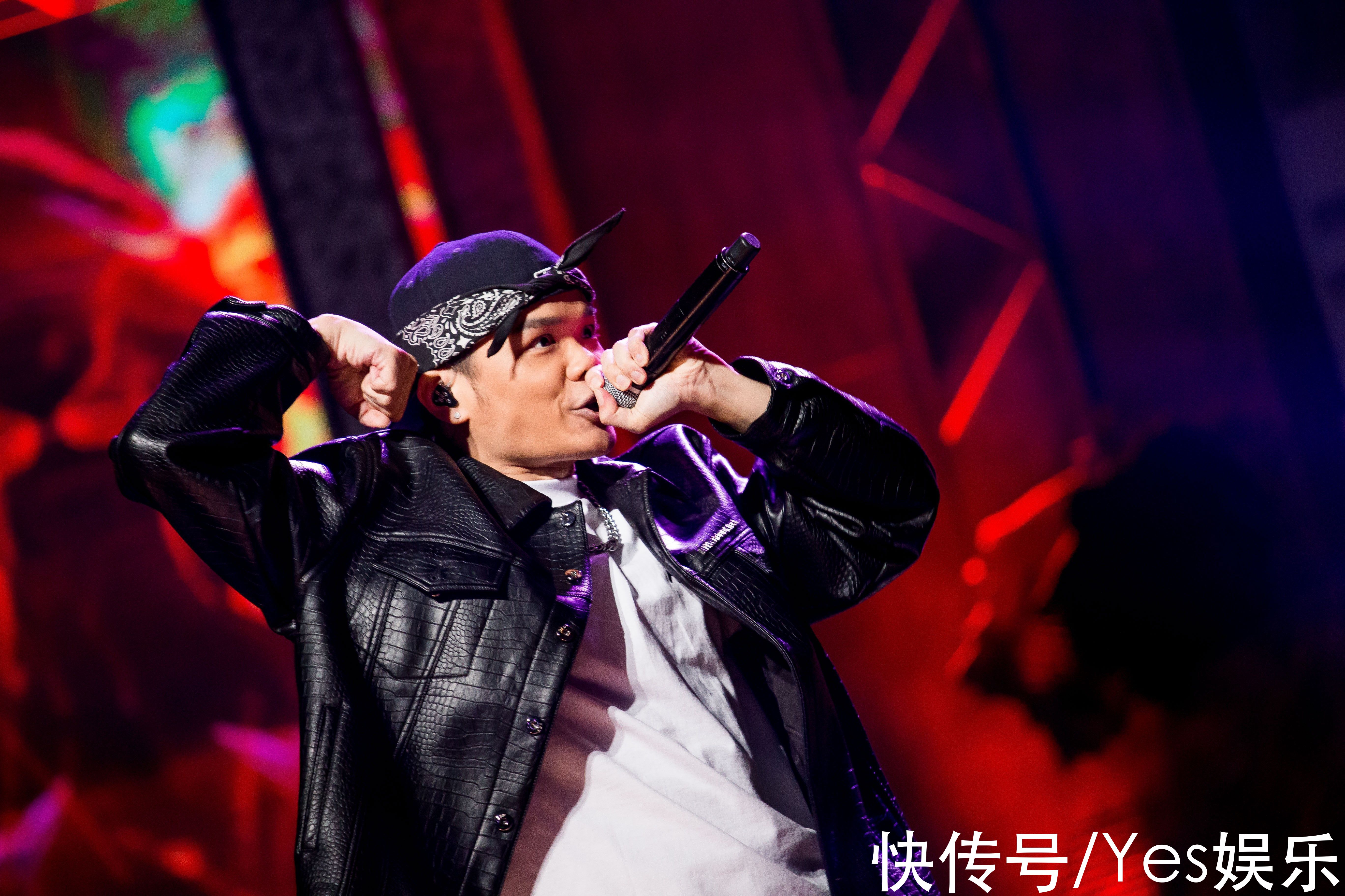 b「绝情少年」Barry Chen受《大嘻哈时代》之邀 担任「魔王」PK潜力参赛者