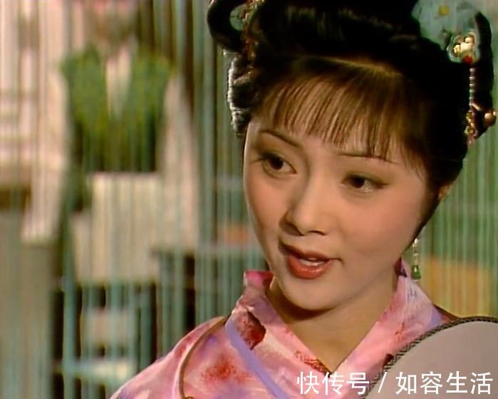 贾探春$红楼梦:薛宝钗的一个丫环,为了自己的婚姻,三次“算计”了宝钗