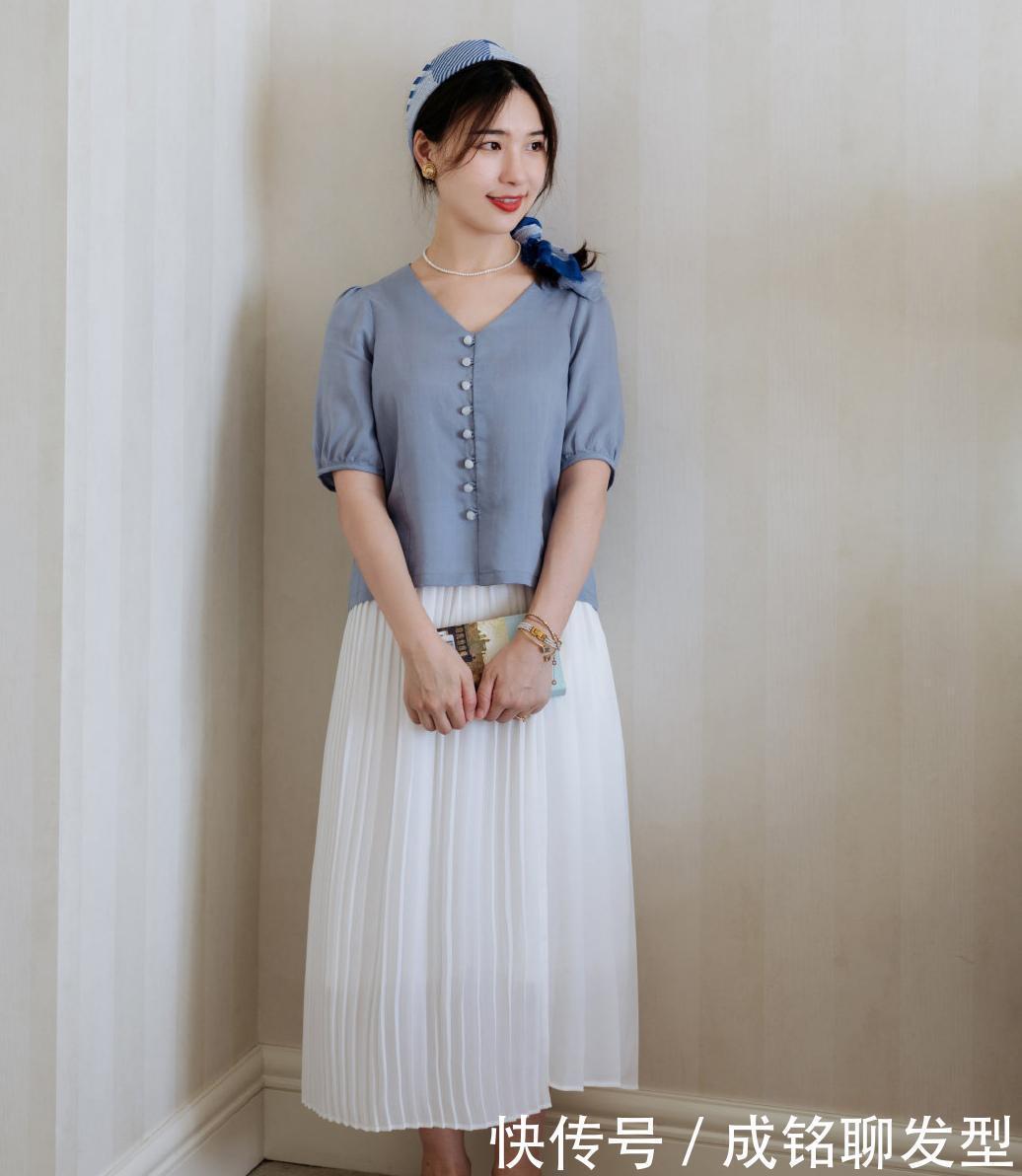 气质|夏装不知怎么搭配,看看这位博主的穿搭,奔四的年纪美得精致优雅