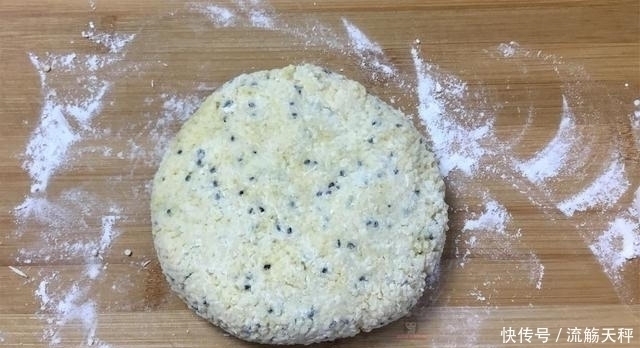 嘎嘣脆|一勺小米,一碗小米,教你在家做锅巴,简单易学嘎嘣脆