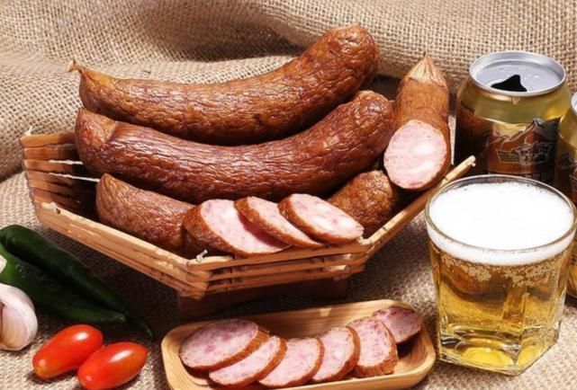 到底|北方人常说“整俩硬菜”,到底什么是“硬菜”南方人看懵了