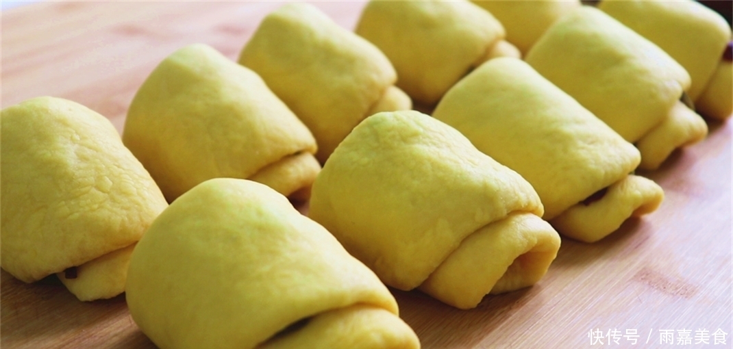 个个|懒人面包做法,掌握3个技巧,个个松软又拉丝,比买的好吃多了