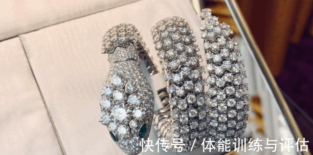 积家 「大腕儿汇」最近看的表贵到怀疑人生……!