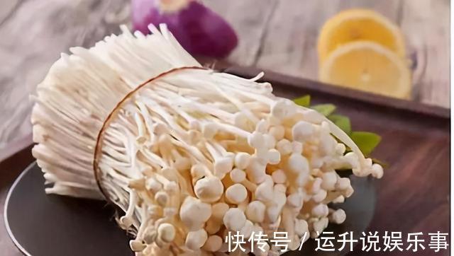 开胃|天冷了要多吃金针菇，教你饭店秘制做法。酸辣开胃，家人抢着吃