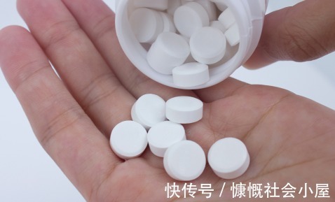 医生|高血脂的祸根是“它”吃一口等于吃8口油,医生:降脂用四个方法