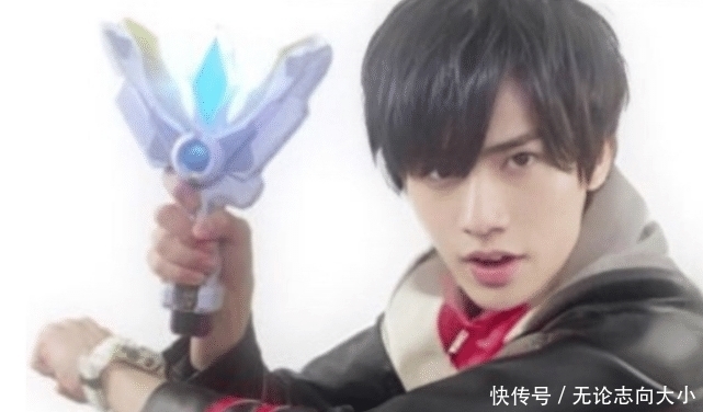 特利迦奥特曼:女主生活照公开,无比甜美,男主因太老被网友换脸