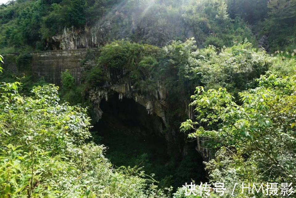 天生桥|路边偶遇“小织金洞”