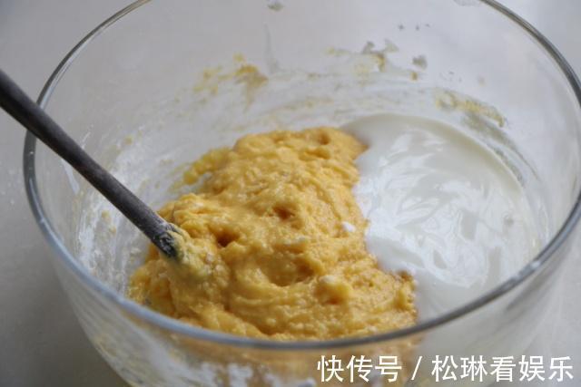 酸奶松饼制作教程，不用烤箱，不用油不用水，蓬松又香软