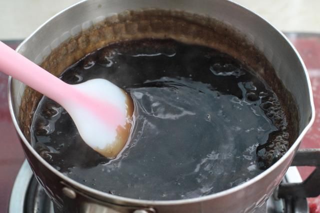 西米|夏日解暑小甜品，椰香浓郁、清凉爽口，吃着巨过瘾，完胜奶茶店