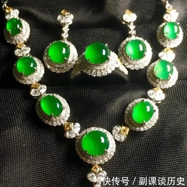 翡翠价格一般多少钱最清晰的翡翠价格对照表