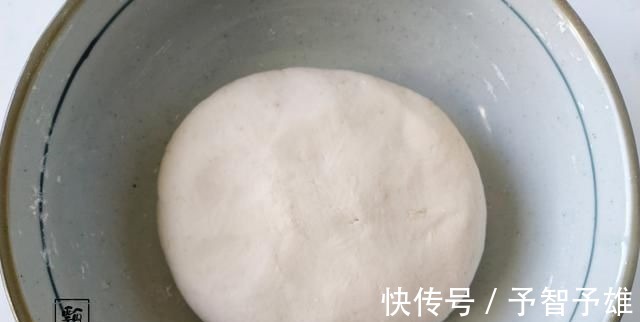它是强碱性食物，常吃身体好，我家这样做，每次吃光盘，天天想做