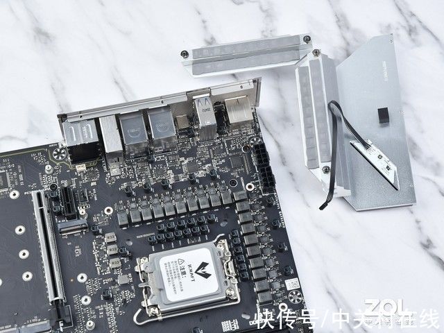 icr「有料评测」铭瑄MS-iCraft Z690 WIFI评测：1699元的DDR5主板真香