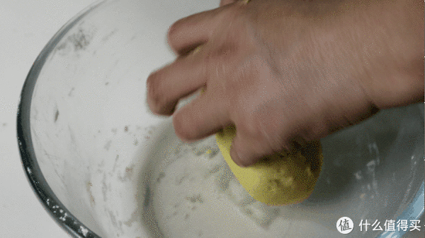 法式焦糖杏仁酥,上层焦糖杏仁浓郁香脆,下层酥饼奶酥掉渣,真香