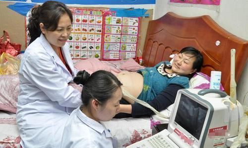 二胎|56岁中国巨人娶28岁娇妻,不顾劝阻坚持生子,现在孩子怎么样了