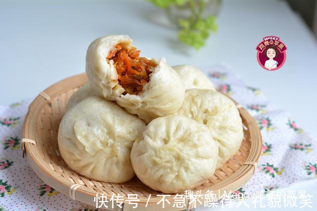 将美味吃到嘴里,5种包子的简单做法,鲜嫩多汁,好吃又好做