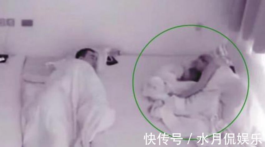 宝宝|11个月大宝宝半夜总是坐起来，妈妈安装监控后，看了实情感动不已