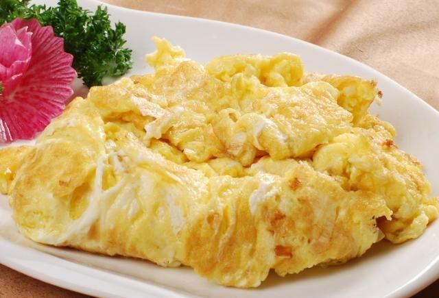 西红柿炒鸡蛋|医生西红柿炒鸡蛋不能搭配此物毒性很大，对身体有害无利