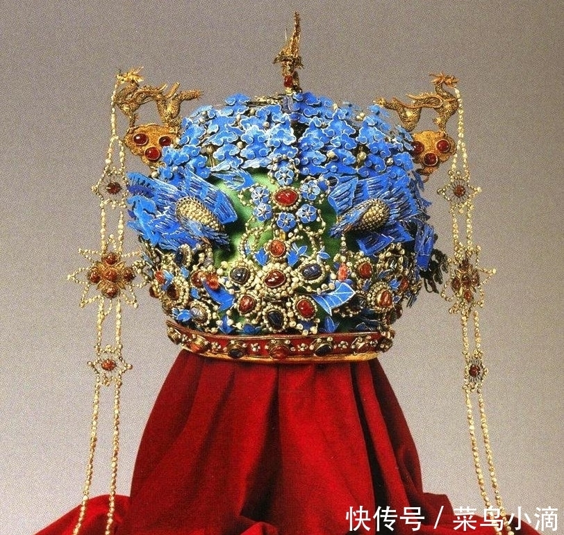 程老六|村民盗挖皇陵，将“凤冠”给新婚夫人戴上，结果被灭满门！