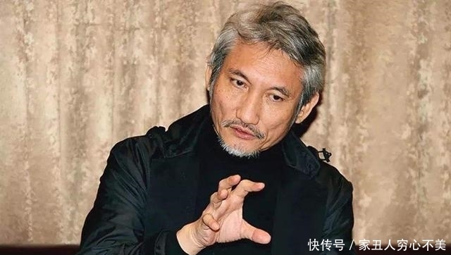 才子婚内移情豪门千金,妻子得知此事后,怀着第3胎移民国外