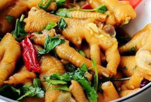  做法|精选美食：猪血韭菜萝卜、瘦肉拌粉皮、卤猪蹄、酸辣开胃泡鸡爪的做法