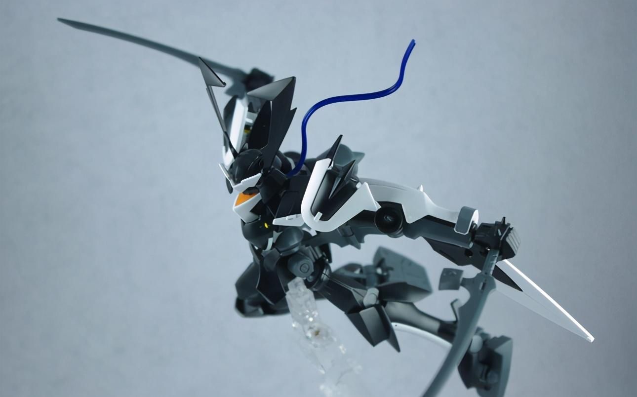 高达|当高达和武士结合，凌驾于阿修罗之上！为了打败00R诞生的机体