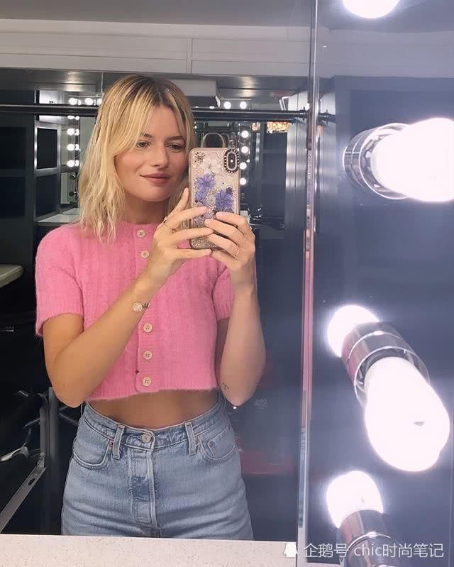 今夏看好BM风,你的衣橱还缺一件这样的短上衣才足够甜美有型格