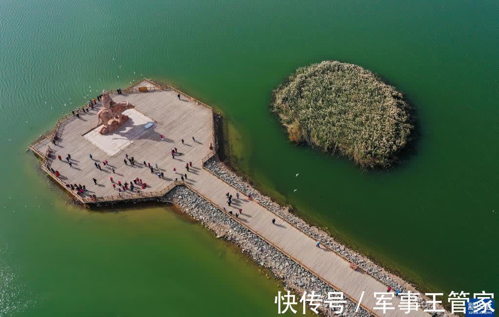 大内陆河|秋日居延海